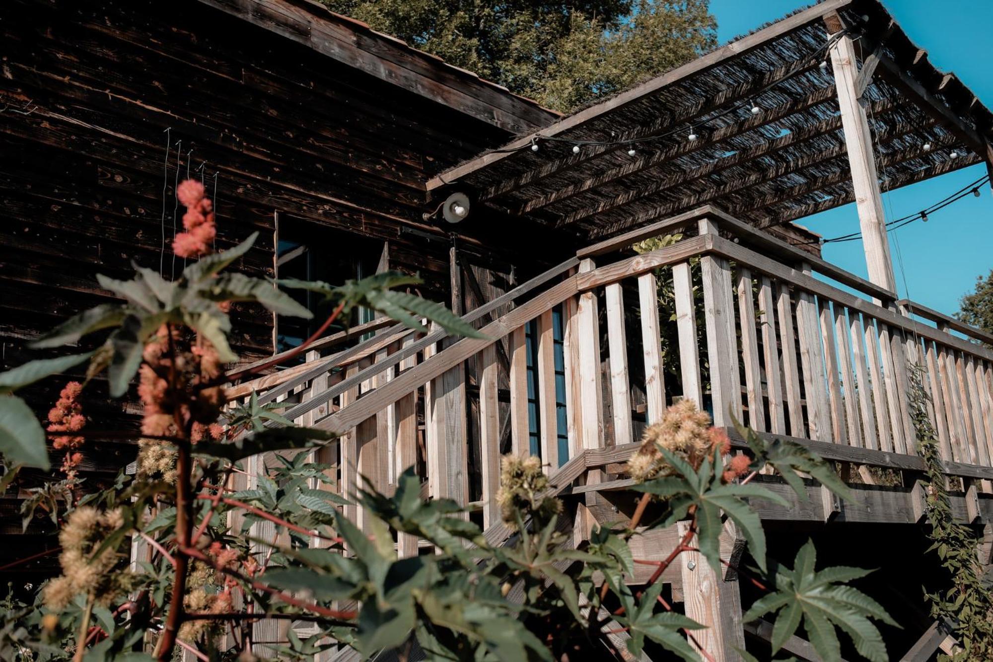 La Ferme Du Pont De Maumy, Cabane Au Bord De L'Etang Et Bain Nordique Busserolles Екстериор снимка