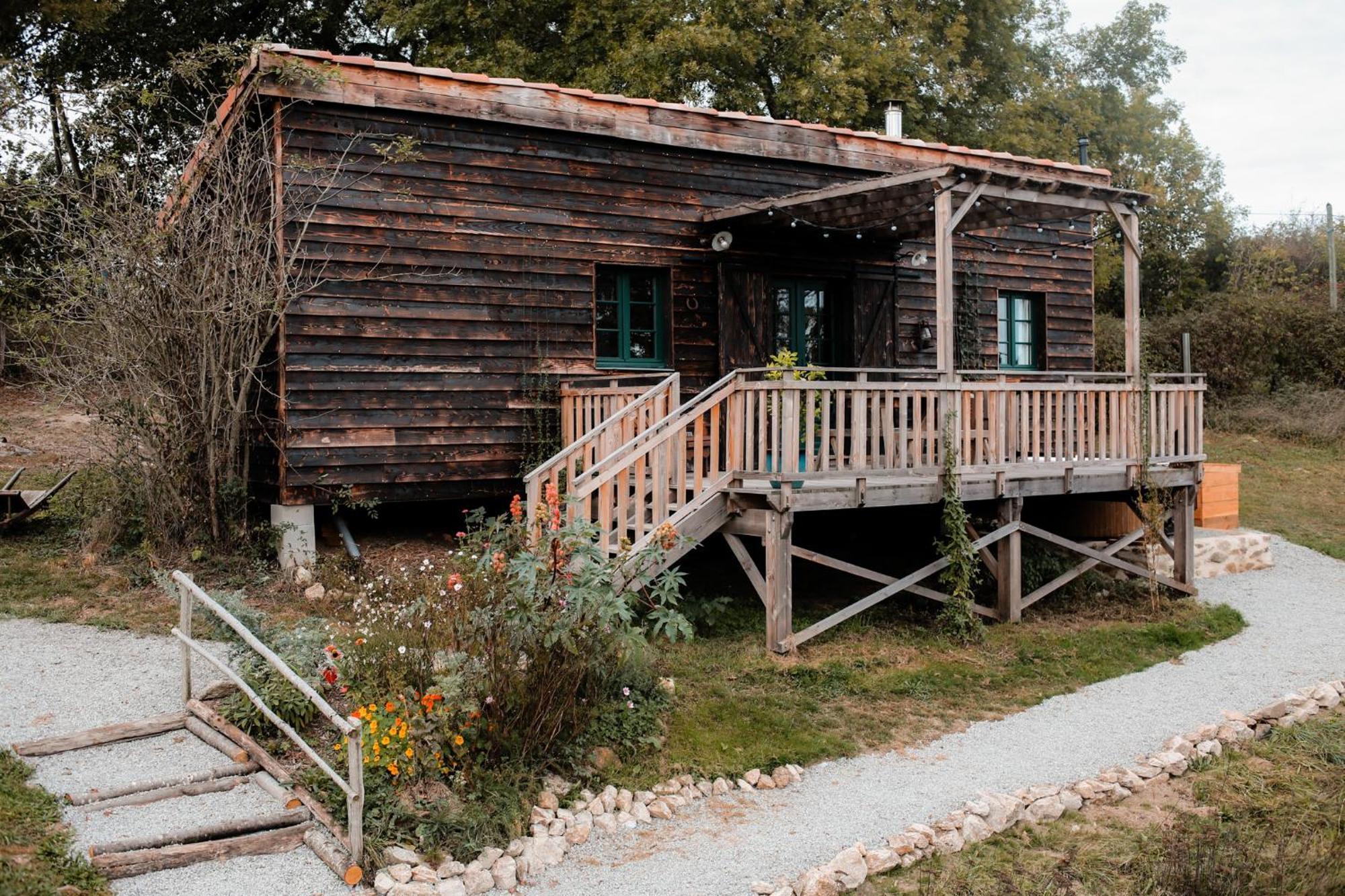 La Ferme Du Pont De Maumy, Cabane Au Bord De L'Etang Et Bain Nordique Busserolles Екстериор снимка